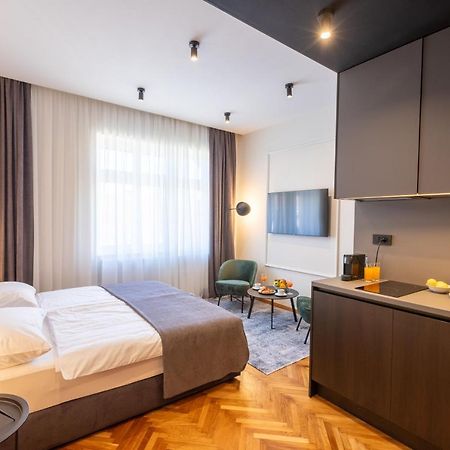 Loox Boutique Apartments Gunduliceva Zagreb Luaran gambar